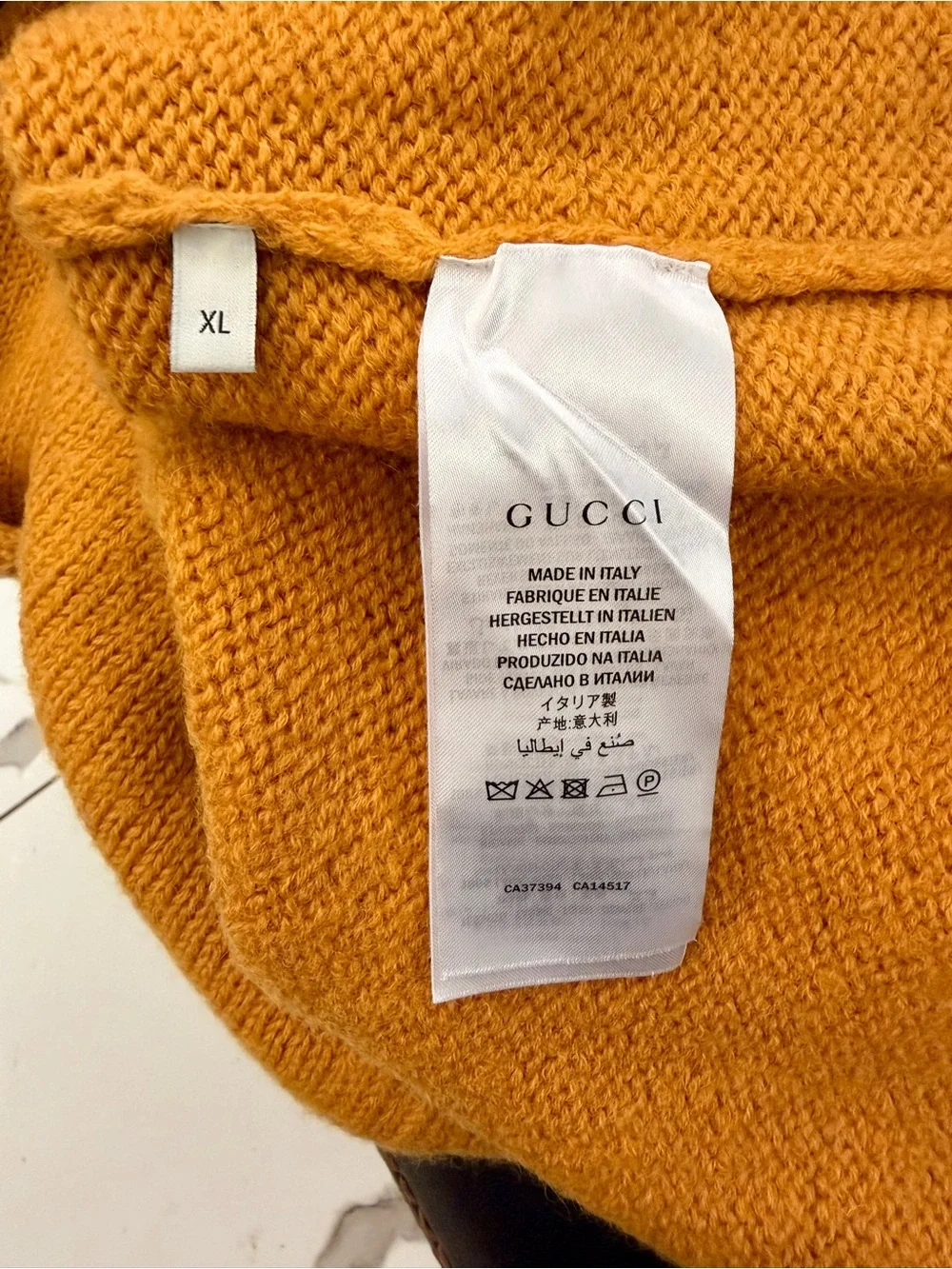 Auth Gucci Unisex V-Neck Sweater in Mustard Gold NWOT